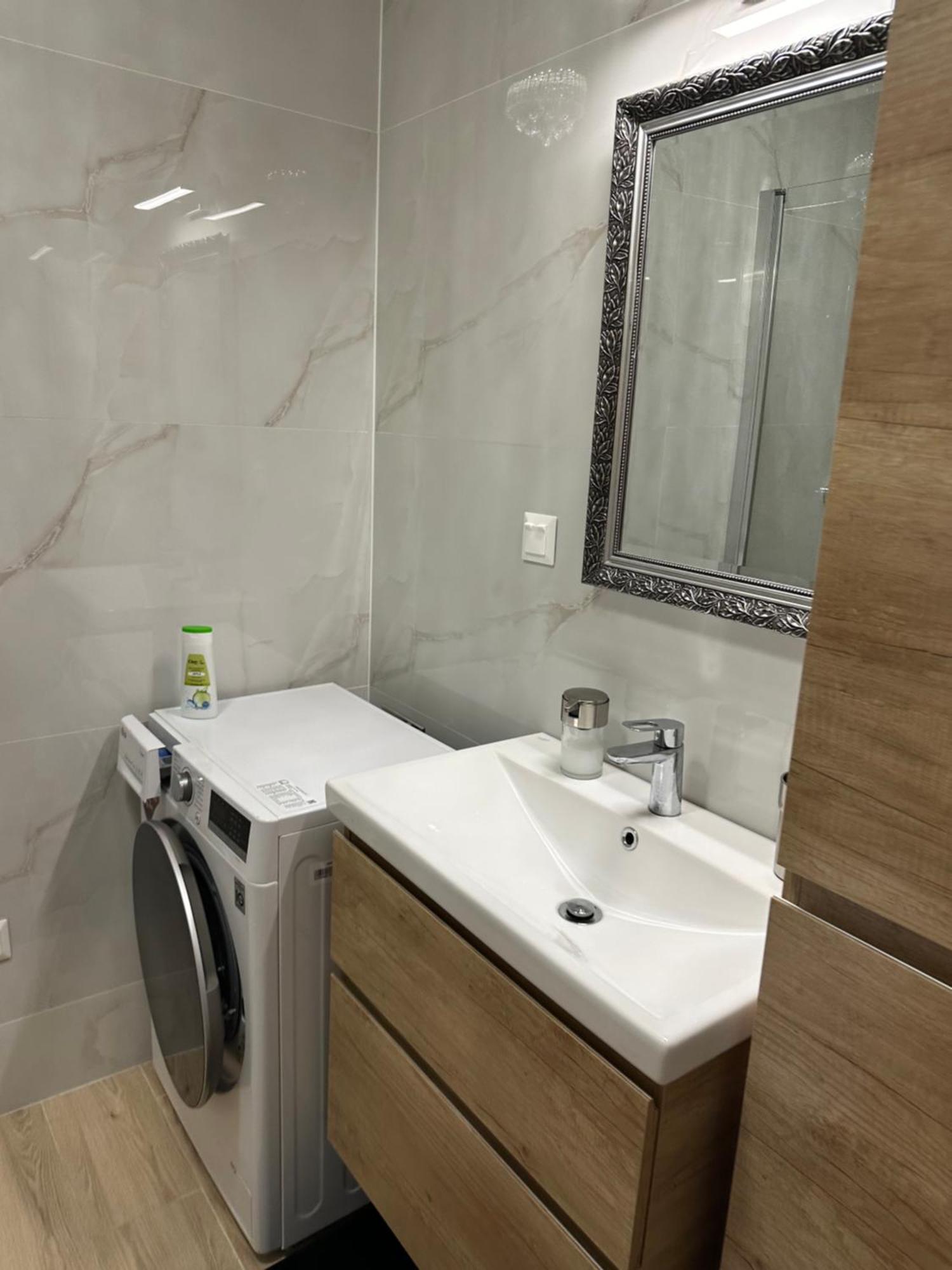 Majestic Old Town Apartments Bratislava Ngoại thất bức ảnh