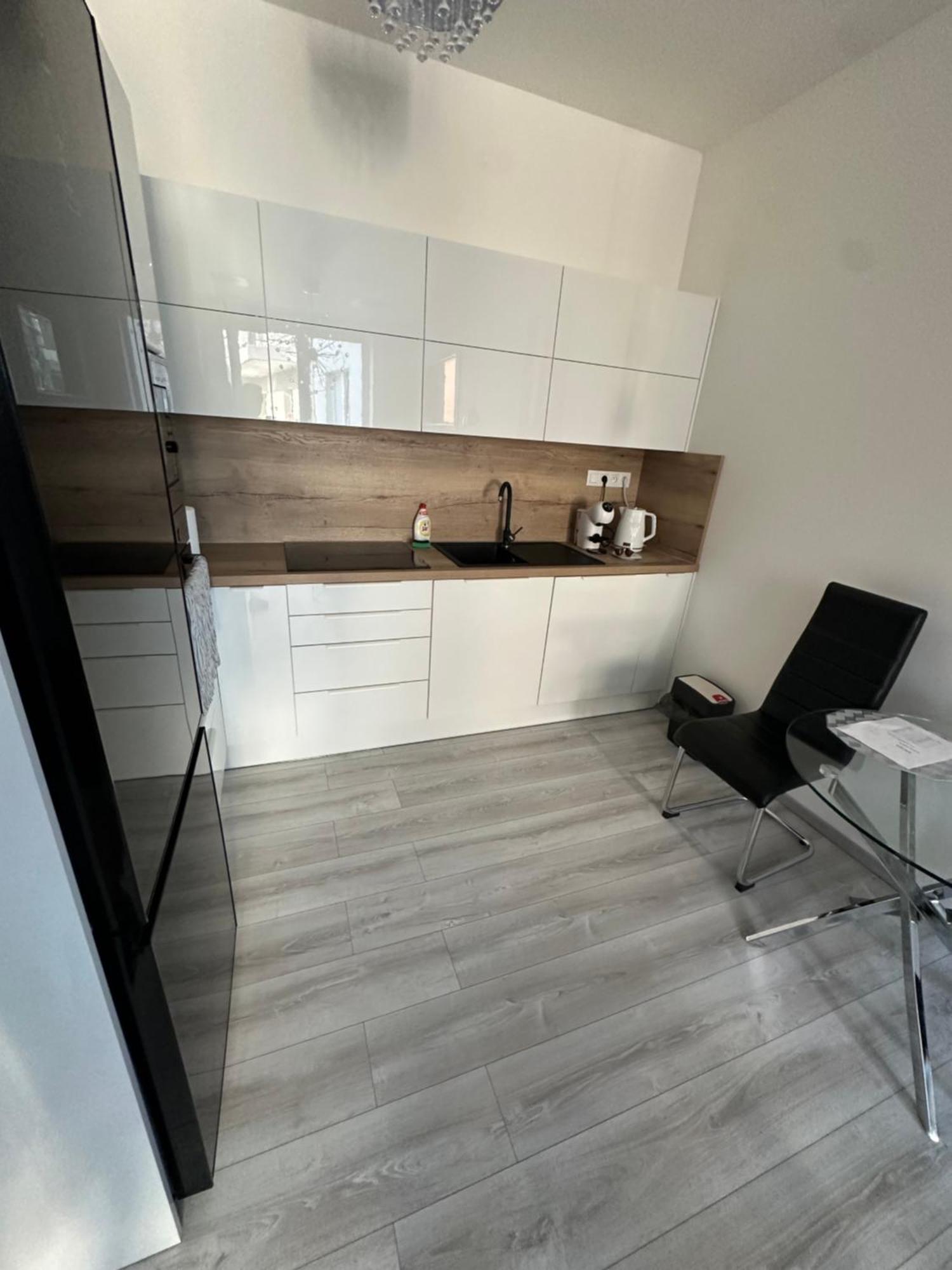 Majestic Old Town Apartments Bratislava Ngoại thất bức ảnh